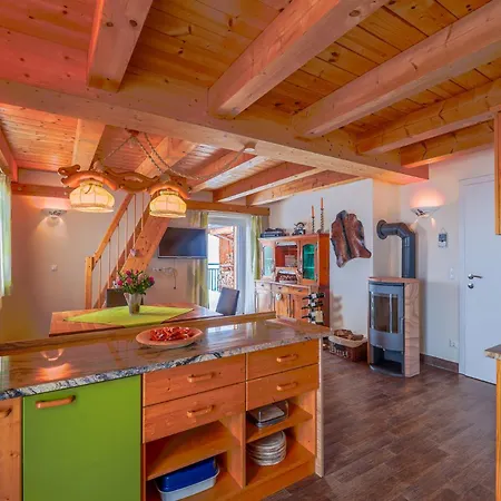 シャレー Almchalet Sonne Emberg (Spittal an der Drau)